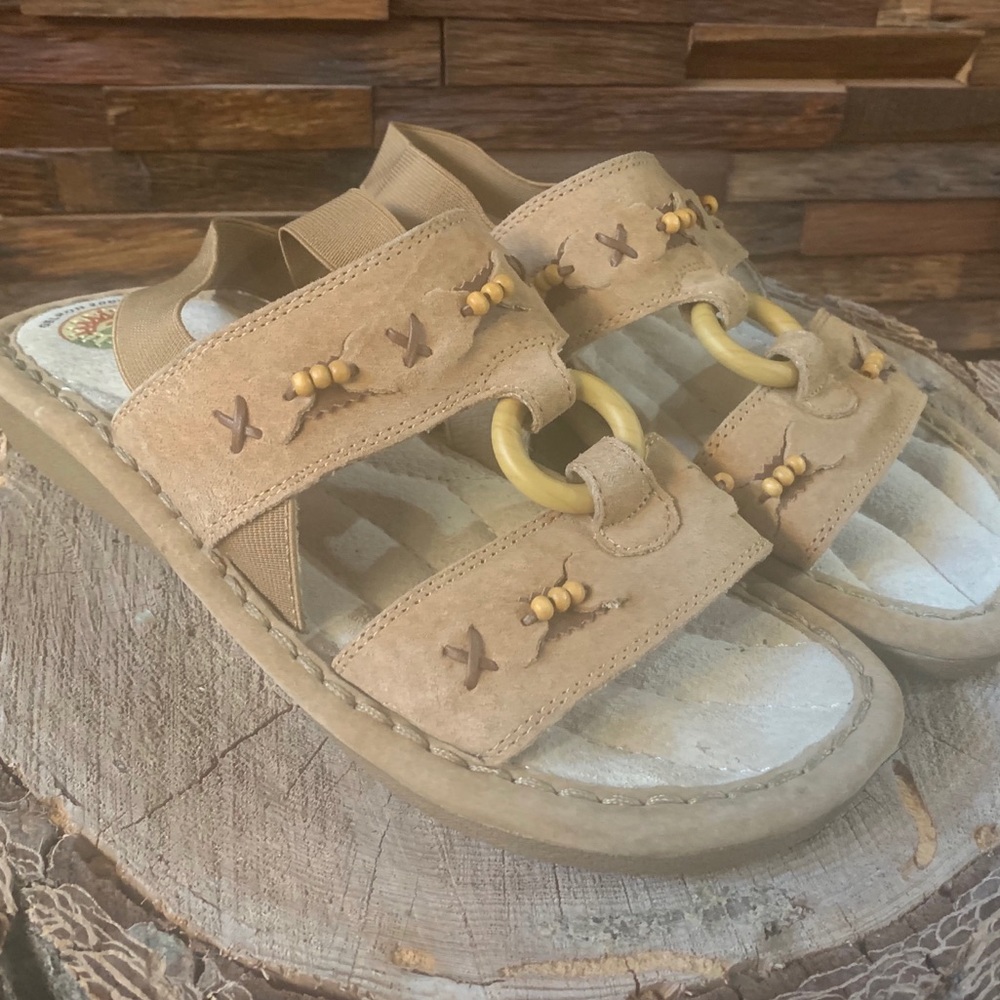 Earth Spirit Gelron 2000 leather sandals